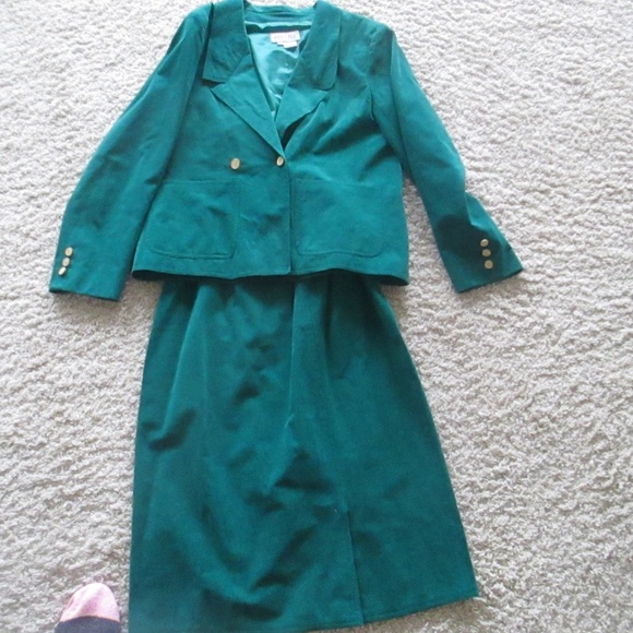 GENUINE SUEDE SUIT , AGUA BLUE, SIZE 8-10 - Picture 2 of 6